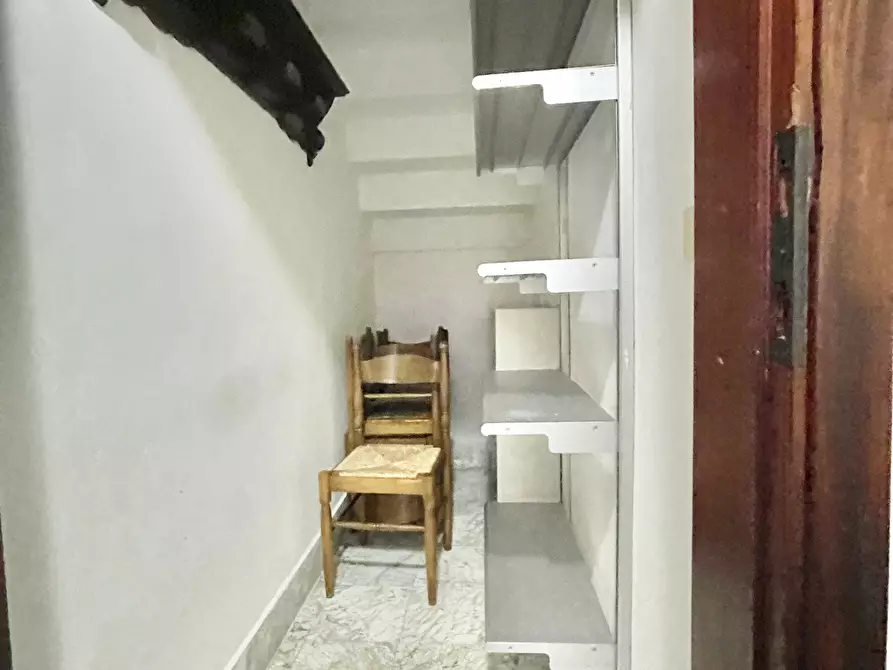 Immagine 26 di Trilocale in affitto  a Pietrasanta