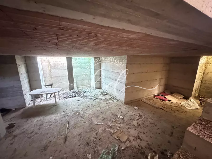 Immagine 37 di Porzione di casa in vendita  a Seravezza