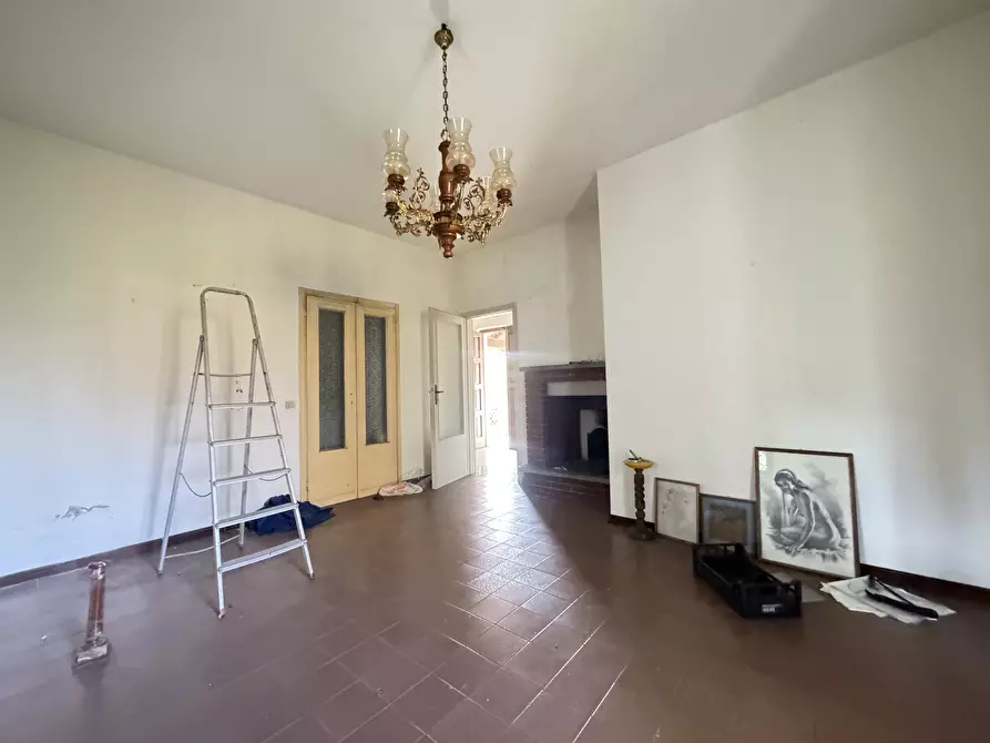 Immagine 35 di Rustico / casale in vendita  a Pietrasanta