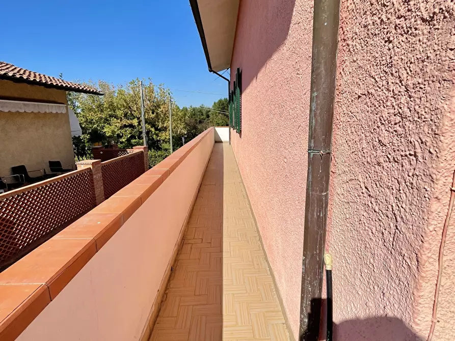 Immagine 28 di Quadrilocale in vendita  a Pietrasanta