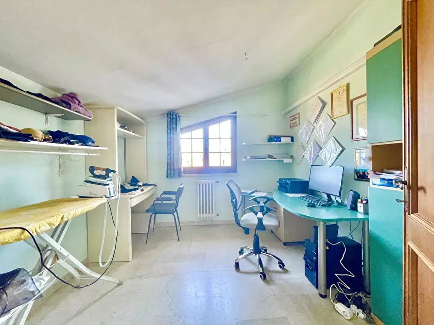 Immagine 52 di Villa in vendita  a Pietrasanta