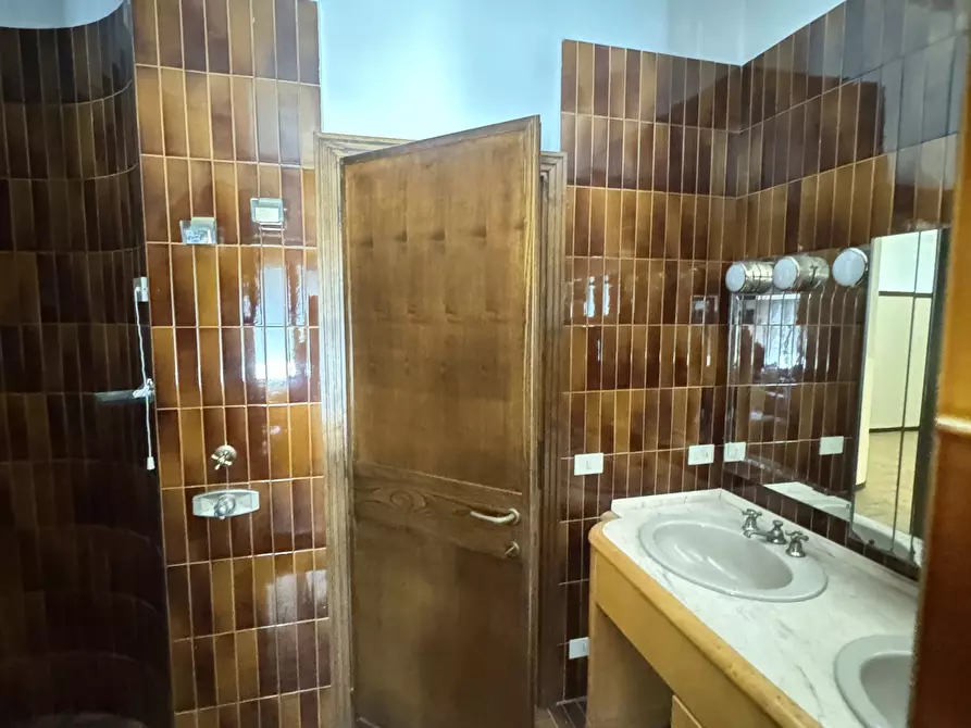 Immagine 64 di Porzione di casa in vendita  a Pietrasanta