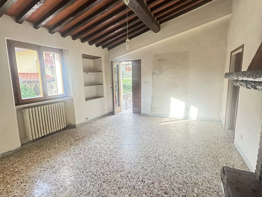 Immagine 20 di Porzione di casa in vendita  a Seravezza