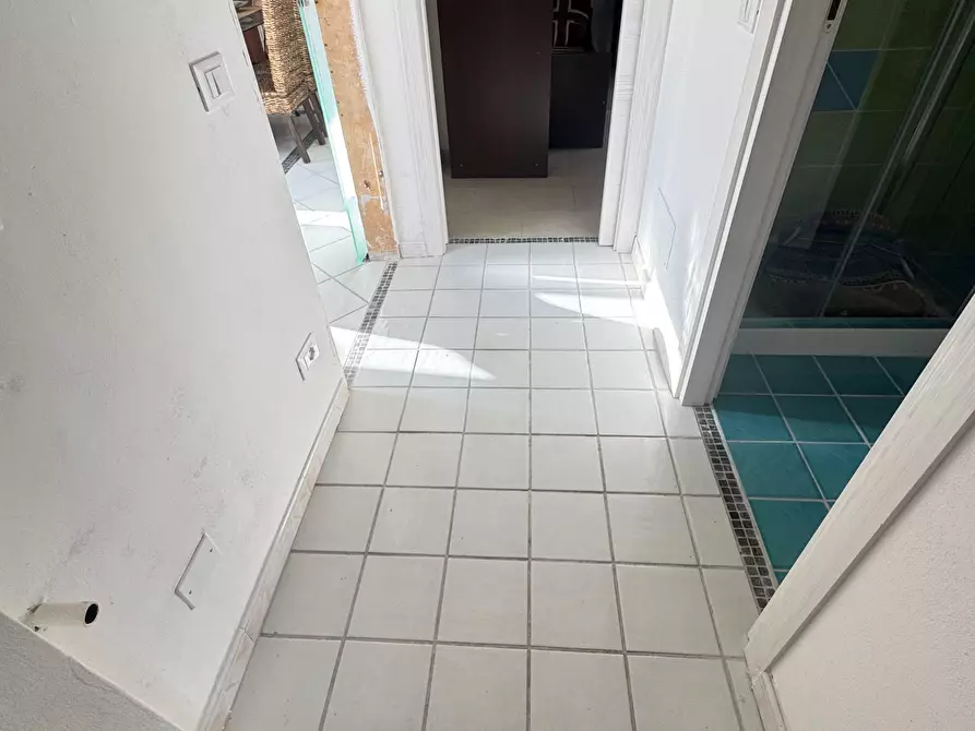 Immagine 16 di Villa in vendita  a Massa