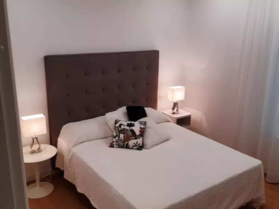 Immagine 21 di Villa in affitto  a Pietrasanta