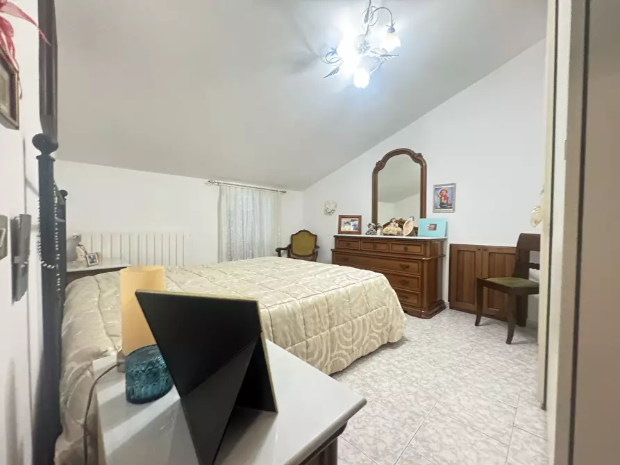 Immagine 34 di Quadrilocale in vendita  a Massa