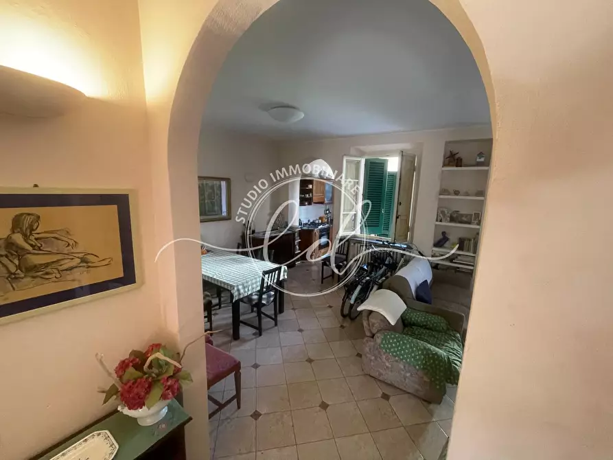 Immagine 5 di Porzione di casa in affitto  a Viareggio