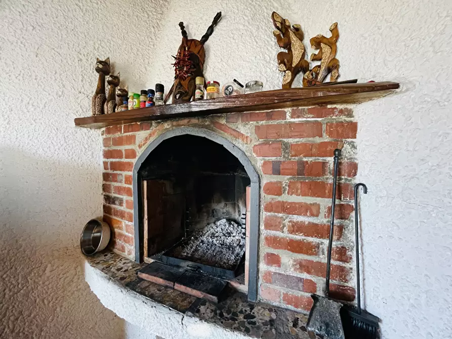 Immagine 19 di Baita in vendita  a Pietrasanta