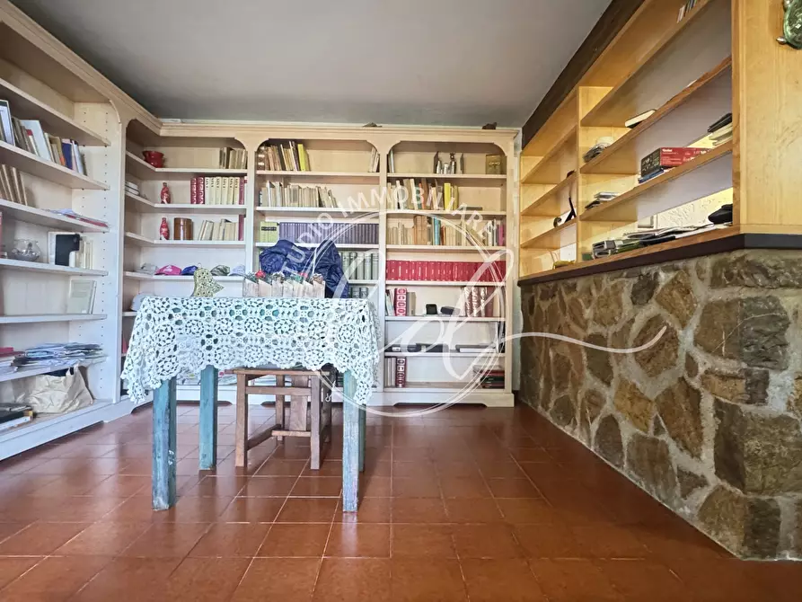 Immagine 94 di Casa indipendente in vendita  a Massarosa
