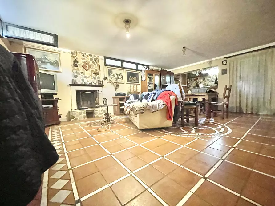 Immagine 38 di Casa indipendente in vendita  a Massarosa