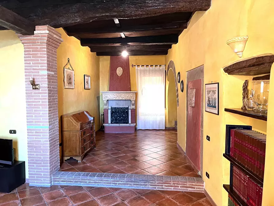 Immagine 5 di Appartamento in vendita  in Via Porta Romana a Paliano