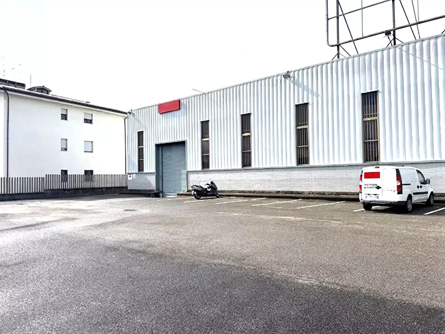 Immagine 3 di Capannone industriale in vendita  in Via Aldo Moro a Valmontone
