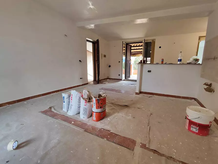 Immagine 12 di Trilocale in vendita  in via giuseppe garibaldi 25 a Guidonia Montecelio