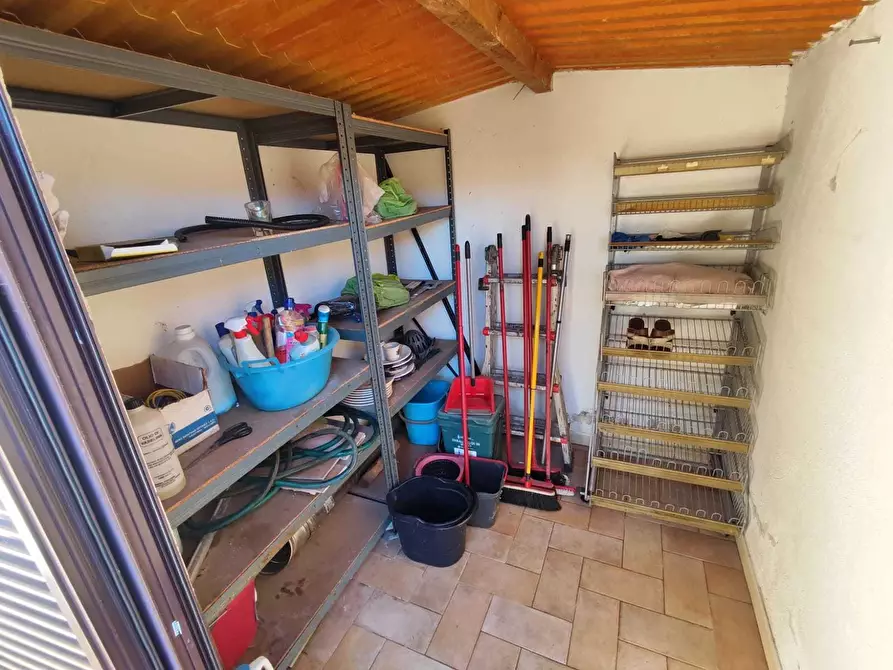 Immagine 9 di Casa indipendente in vendita  in via fratelli bandiera 26 a Guidonia Montecelio