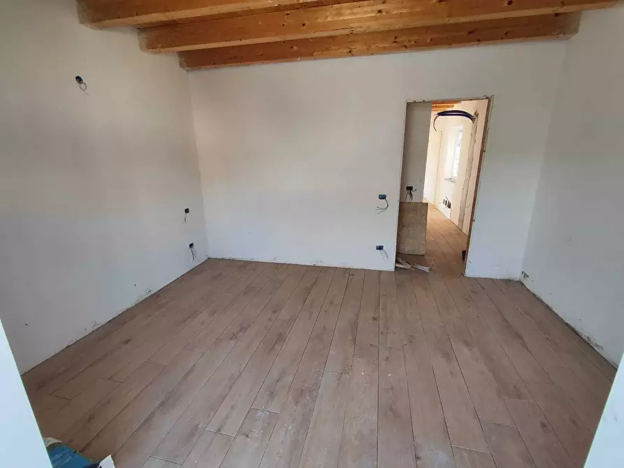 Immagine 16 di Villa in vendita  in via colleferro 64 a Guidonia Montecelio