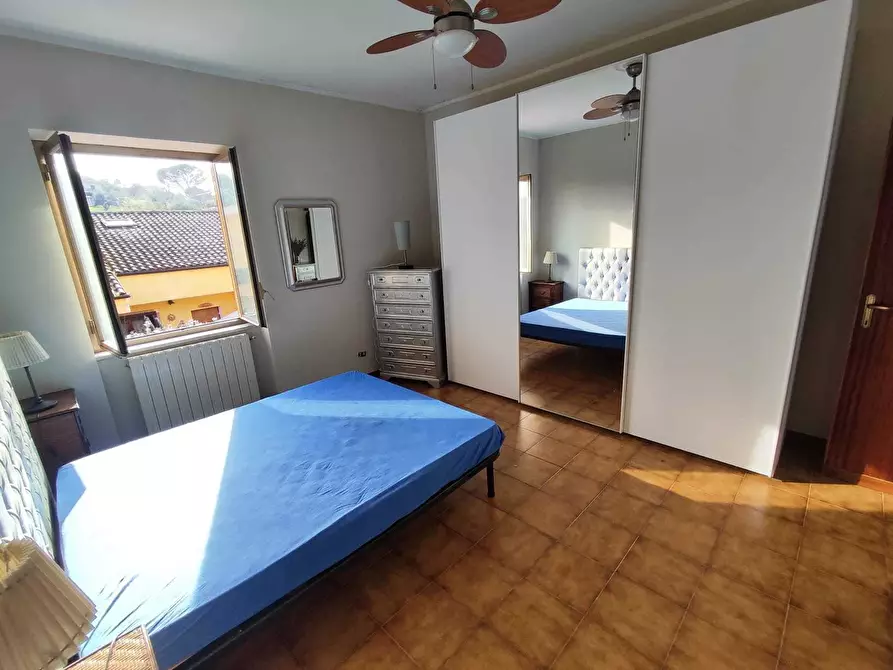 Immagine 27 di Villa in vendita  in VIA GIOTTO 2 a Guidonia Montecelio