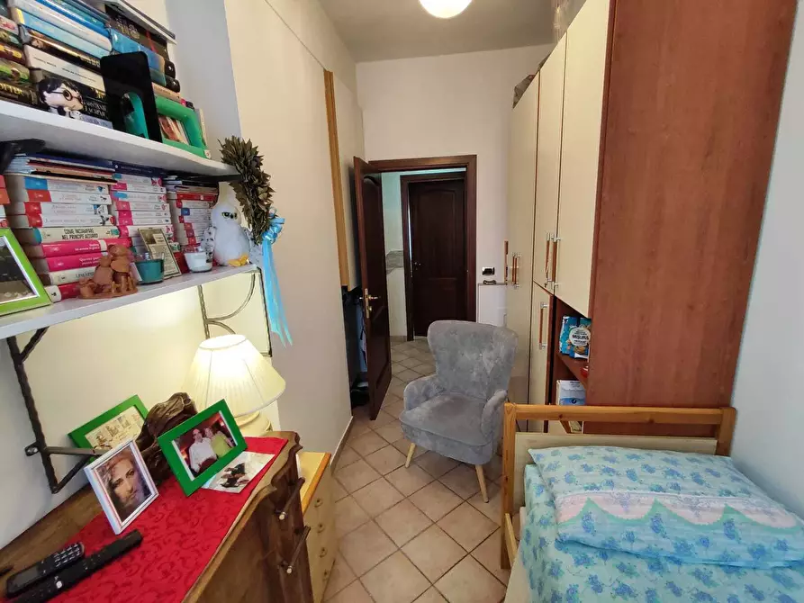 Immagine 17 di Quadrilocale in vendita  in Via Vincenzo Lunardi 2 a Guidonia Montecelio