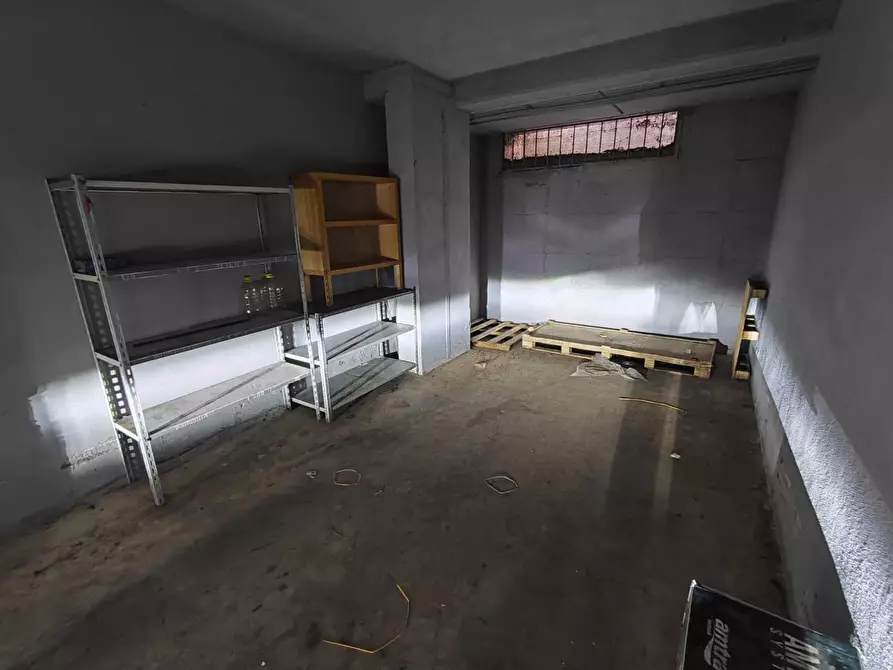 Immagine 3 di Garage in vendita  in Via Delle Gardenie 7 a Tivoli