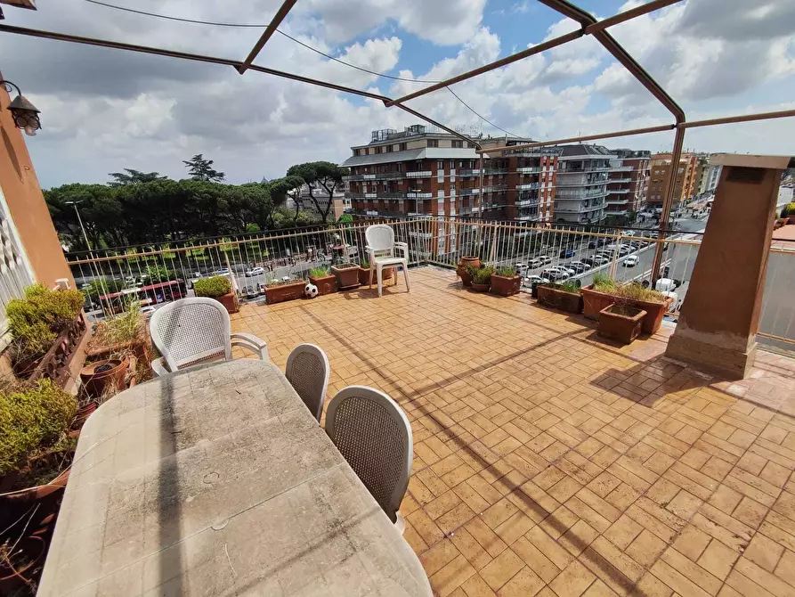 Immagine 11 di Quadrilocale in vendita  in Circonvallazione Aurelia 129 a Roma