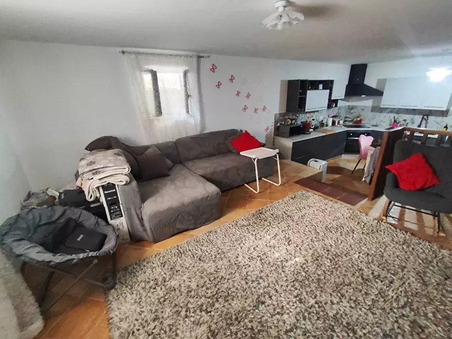 Immagine 26 di Quadrilocale in vendita  in Via Guglielmo Oberdan 35 a Guidonia Montecelio