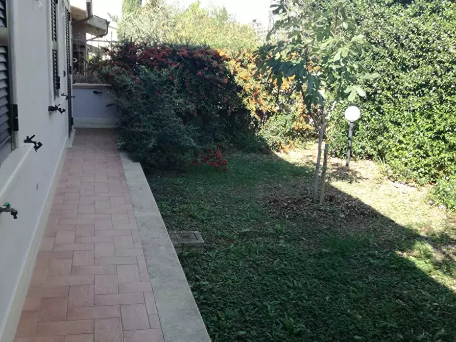 Immagine 36 di Villa in vendita  in Via Giuseppe Verdi 41 a Marcellina