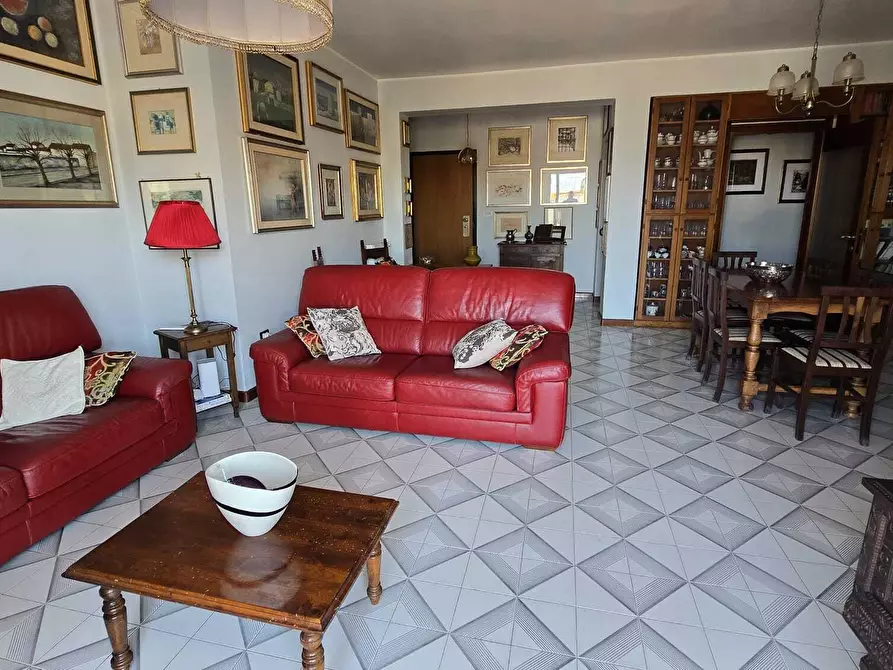 Immagine 4 di Pentalocale in vendita  in Via Principessa Iolanda di Savoia 68 a Sassari