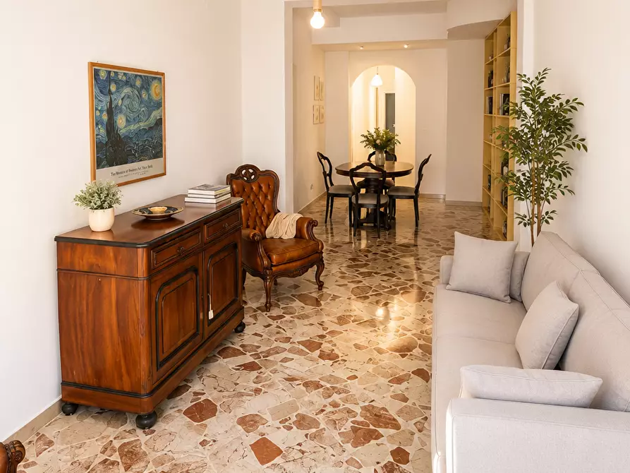 Immagine 6 di Appartamento in vendita  in Via Bacchilide 13 a Siracusa