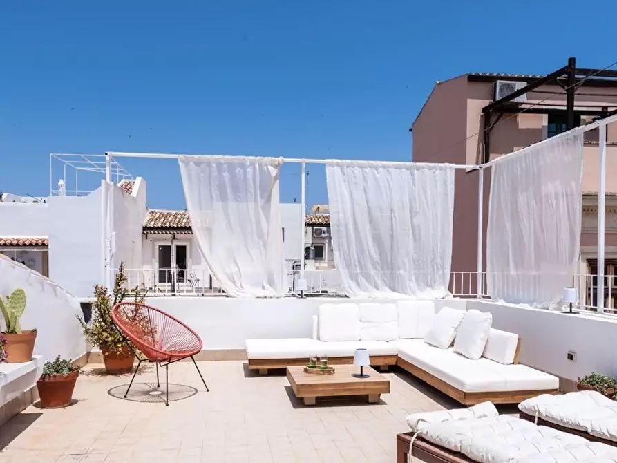 Immagine 1 di Appartamento in vendita  in VIA GEMMELLARO 23 a Siracusa