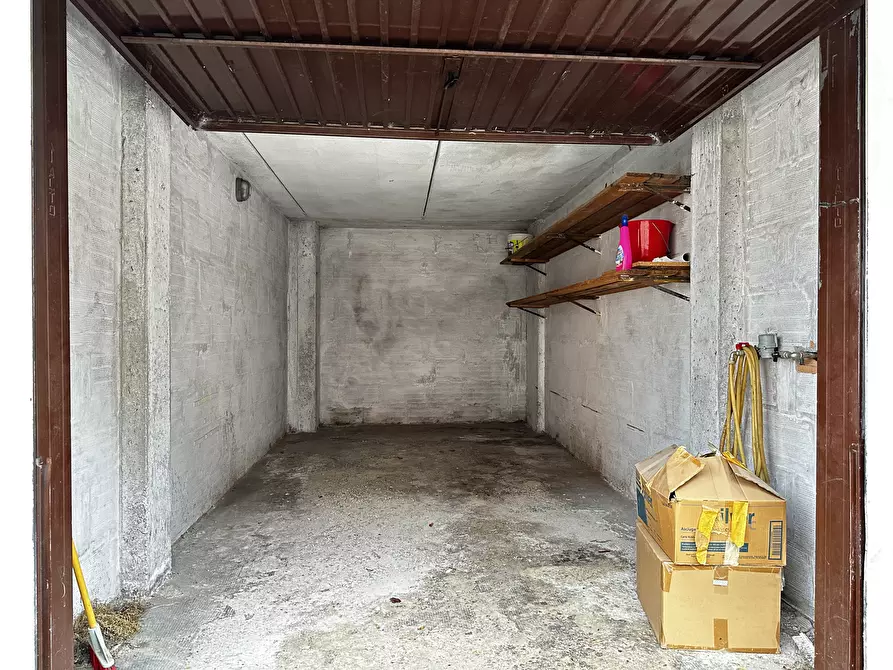 Immagine 10 di Bilocale in vendita  a Cesena