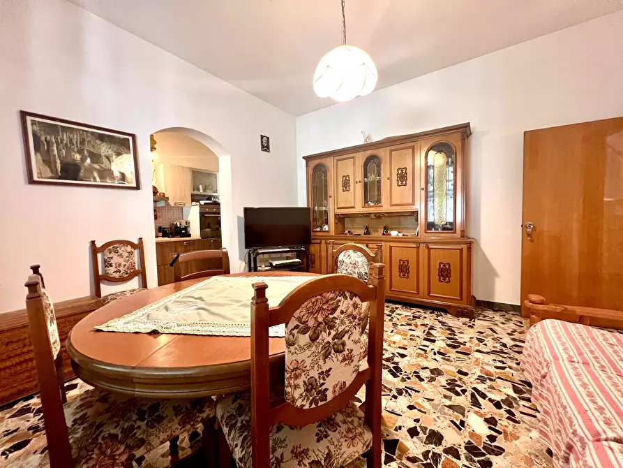 Immagine 5 di Porzione di casa in vendita  a Cesena