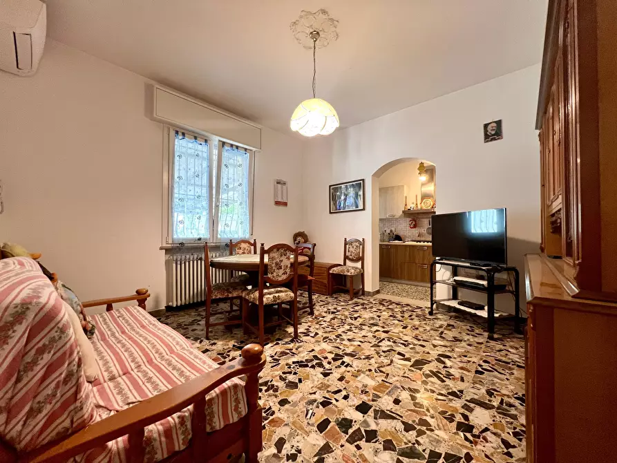 Immagine 1 di Porzione di casa in vendita  a Cesena