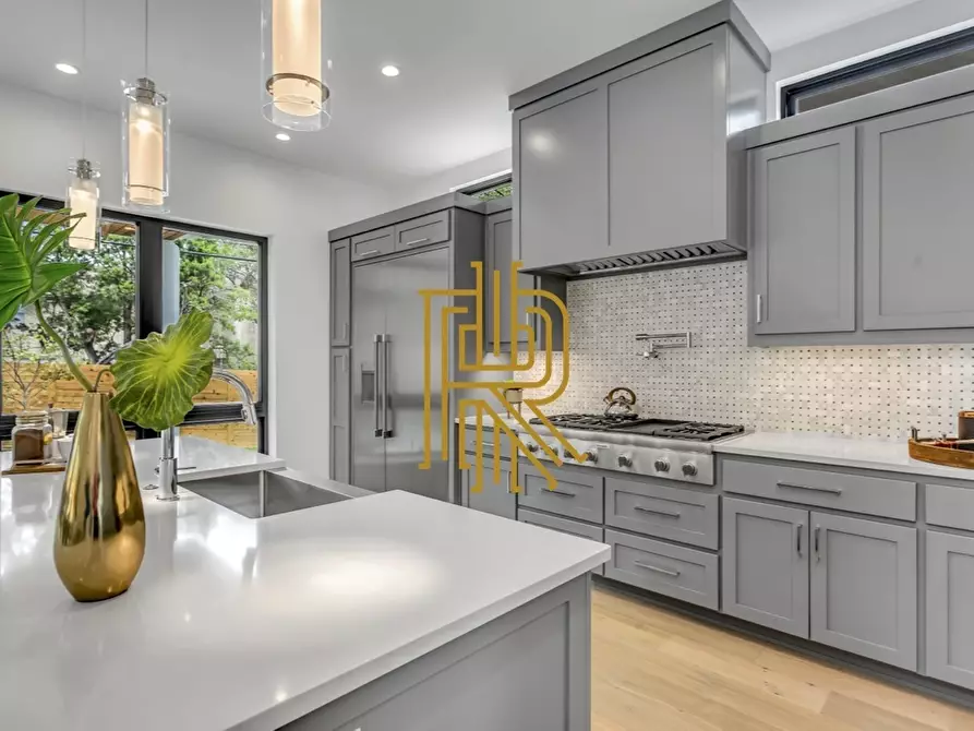 Immagine 6 di Loft/Open space in vendita  a Cesena