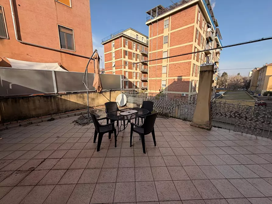 Immagine 8 di Bilocale in affitto  in Viale Antonio Gramsci 13 a Parma