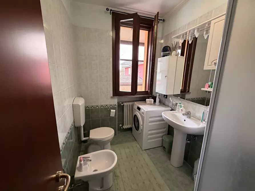 Immagine 13 di Appartamento in vendita  in Strada Villa di Sotto 39 a Fontevivo