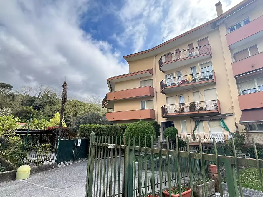 Immagine 3 di Trilocale in vendita  in Via Privata del Ferrain 4 a Rapallo