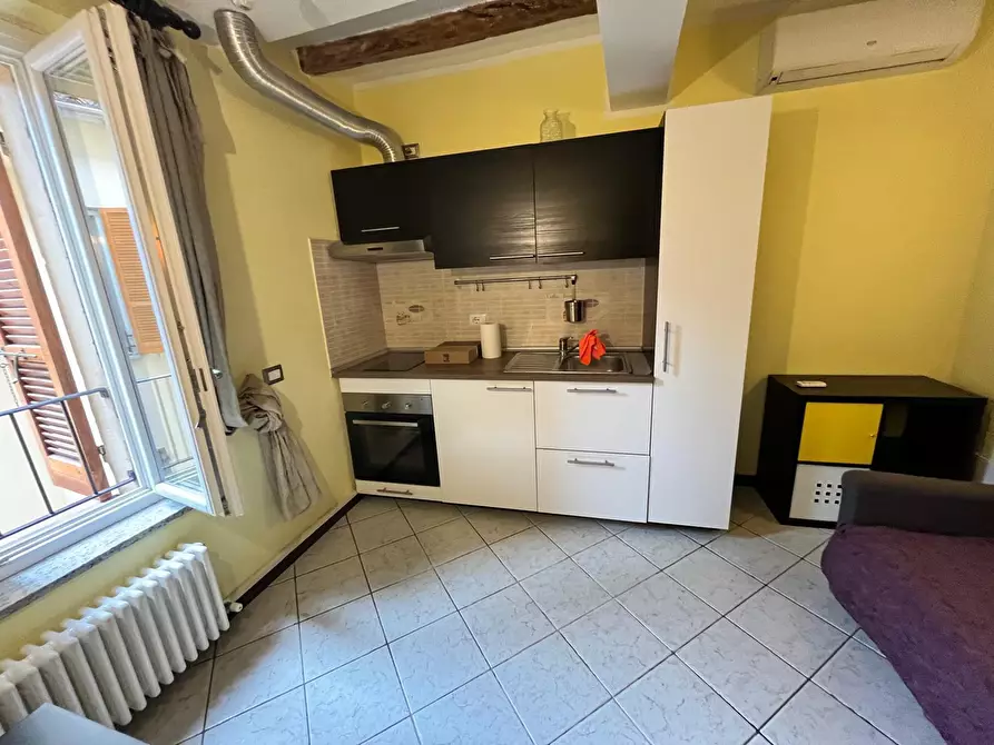 Immagine 6 di Bilocale in affitto  in Borgo delle Colonne 36 a Parma