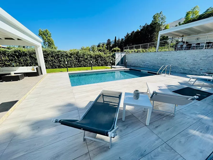 Immagine 8 di Casa semindipendente in vendita  a Altavilla Milicia