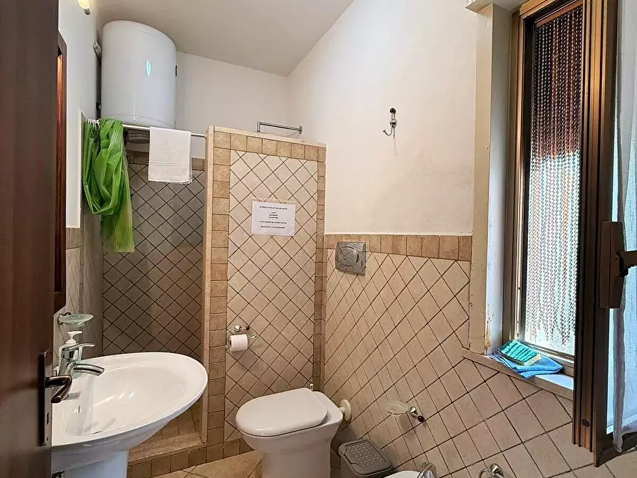 Immagine 10 di Villetta a schiera in vendita  a Castellammare Del Golfo