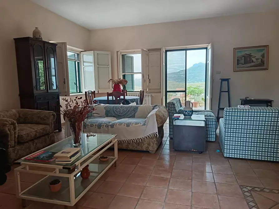 Immagine 4 di Villa in vendita  a Trabia