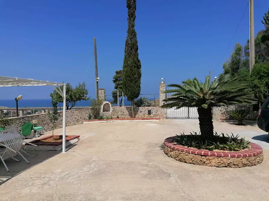 Immagine 7 di Casa indipendente in vendita  a Balestrate