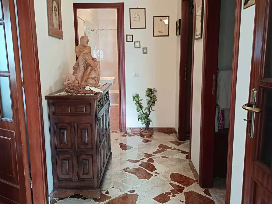 Immagine 7 di Pentalocale in vendita  a Palermo