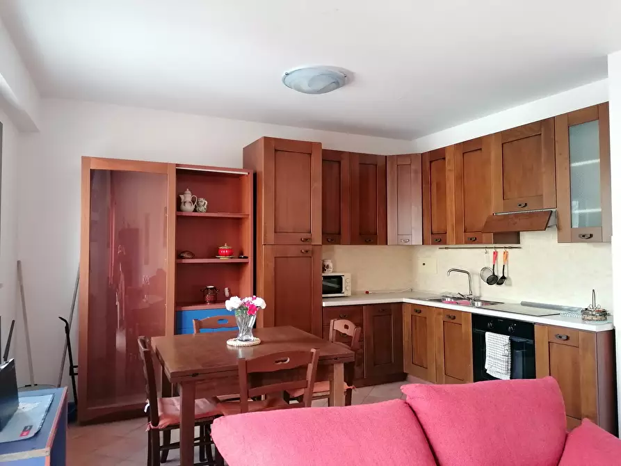 Immagine 2 di Trilocale in affitto  a Balestrate