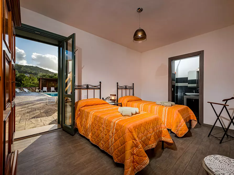 Immagine 30 di Rustico / casale in vendita  in CONTRADA CARDONE SNC a Castellammare Del Golfo