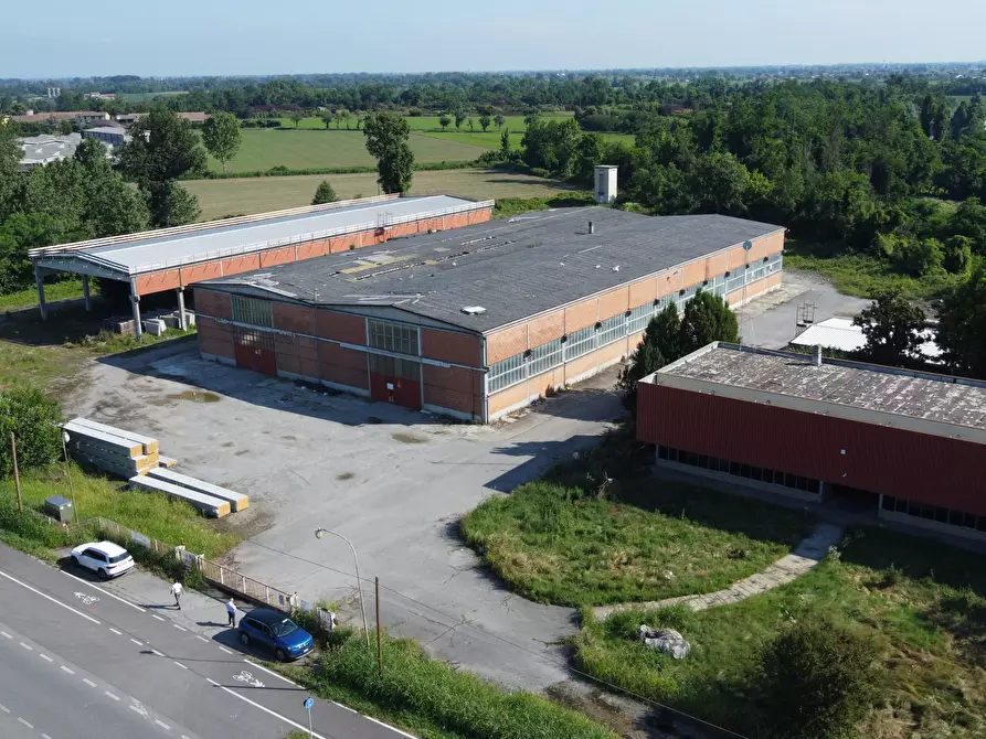 Immagine 1 di Capannone industriale in affitto  in strada Provinciale 26 20 a San Martino In Strada