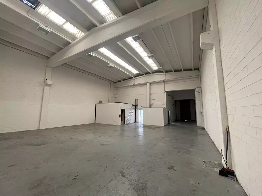 Immagine 12 di Capannone industriale in affitto  in VIA VARALLI 49 a Codogno