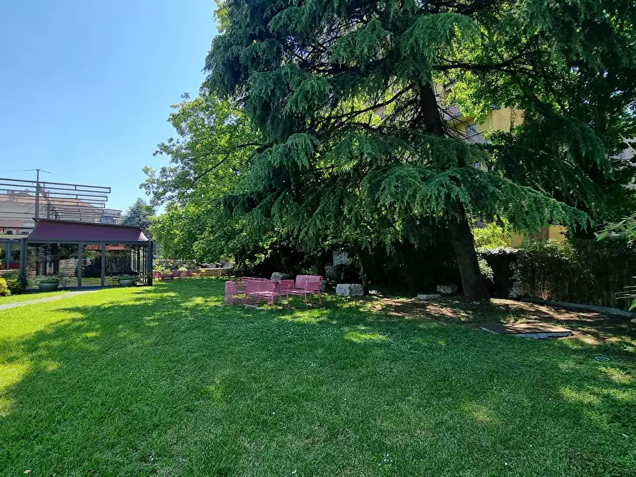 Immagine 14 di Attività commerciale in vendita  in Via Carlo Oreglio 7 a Melzo