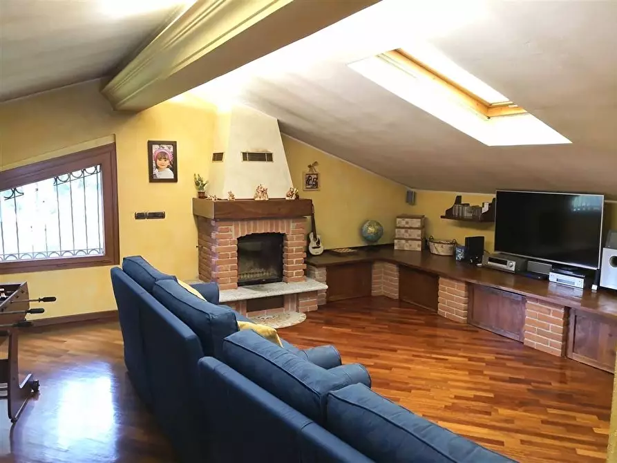 Immagine 36 di Capannone industriale in vendita  in VIA EINAUDI 2 a Codogno