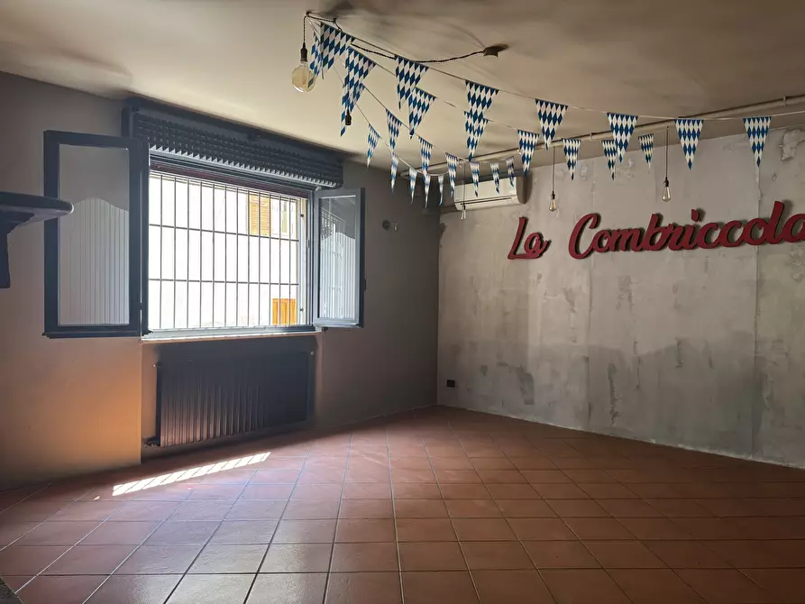 Immagine 5 di Locale commerciale in vendita  in VIA MINORE 7 a Casale Cremasco-Vidolasco