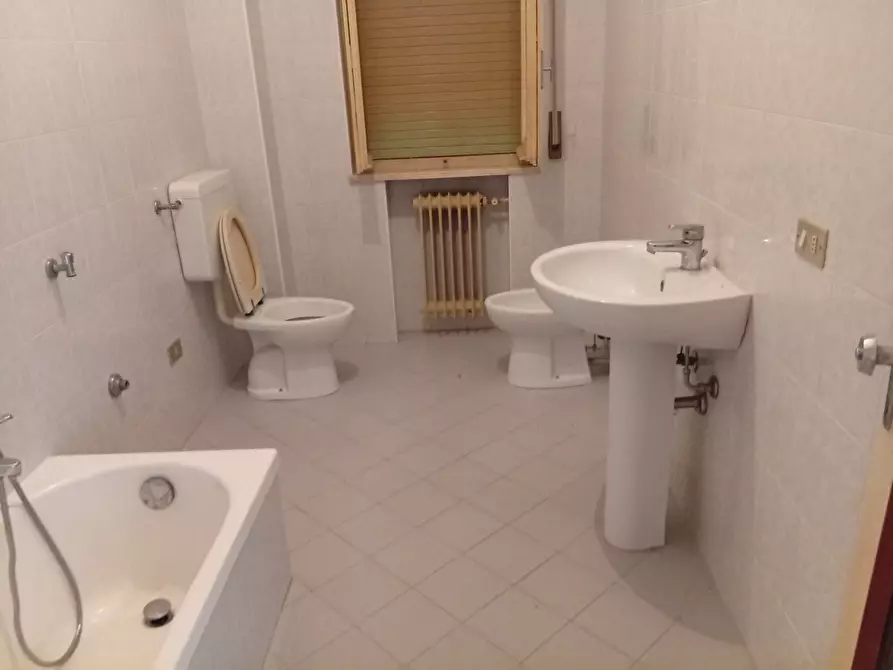 Immagine 7 di Quadrilocale in vendita  in VIA BIXIO 69 a Casalmaggiore