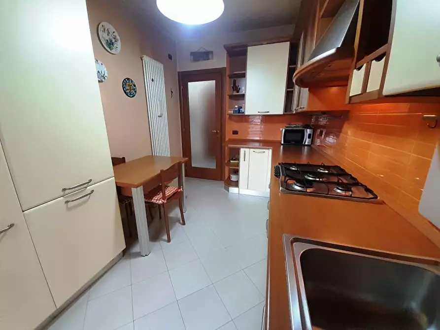 Immagine 8 di Appartamento in vendita  a Rovigo